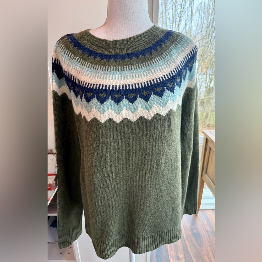 Vineyard Vines VGUC Fair Isle Cashmere Blend Sweater Green Blue Medium - Picture 2 of 7